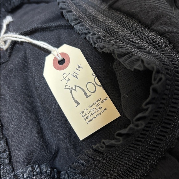 Black Asymmetrical Maxi Skirt for Night Out - Picture 4 of 4